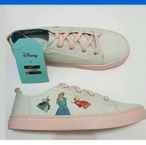 Tom's disney sleeping beauty